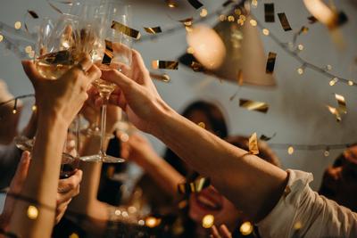 Thoughtful Wedding Gift Ideas That Will Make Their Hearts Skip a Beat